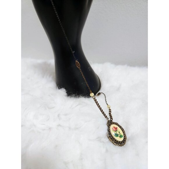 Vintage Filagree Floral Cameo Necklace Victorian Style Boho Jewelry Oval Framed - Picture 3 of 10